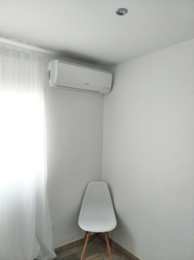 Piso A Parada De Atocha, Amplio Y Luminoso Apartamento